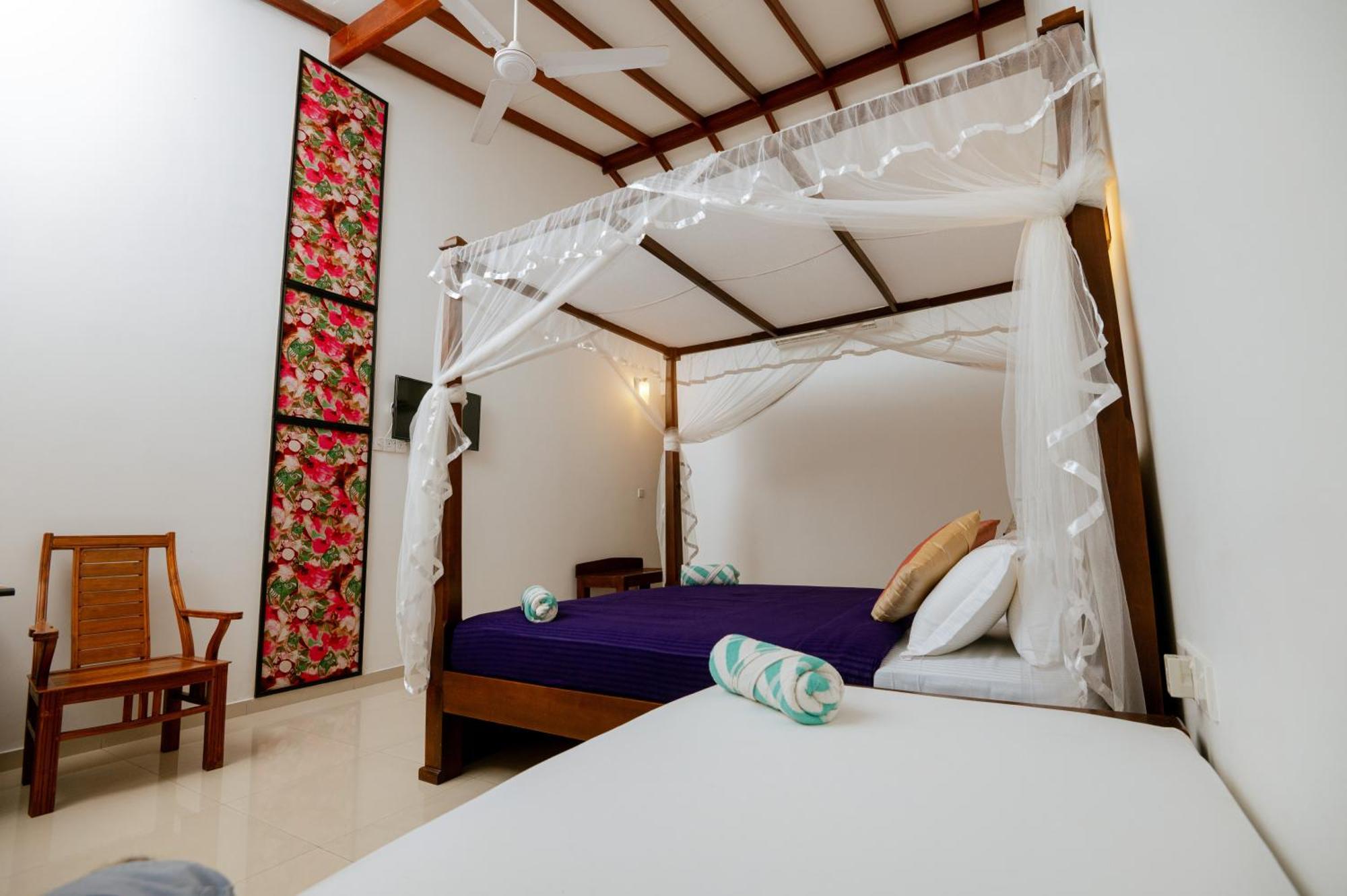 Prince Beach Hotel Bentota Bagian luar foto