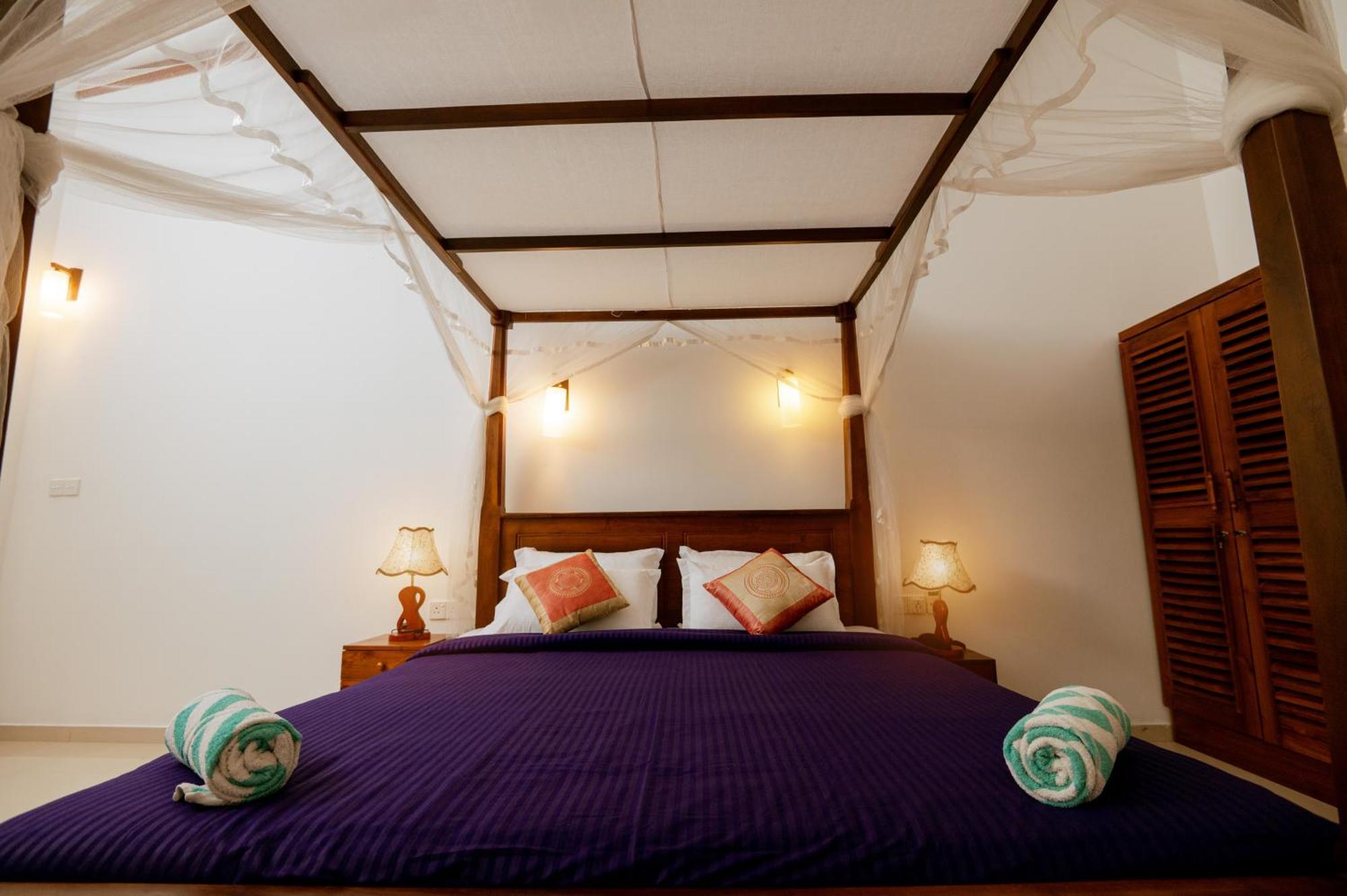 Prince Beach Hotel Bentota Bagian luar foto