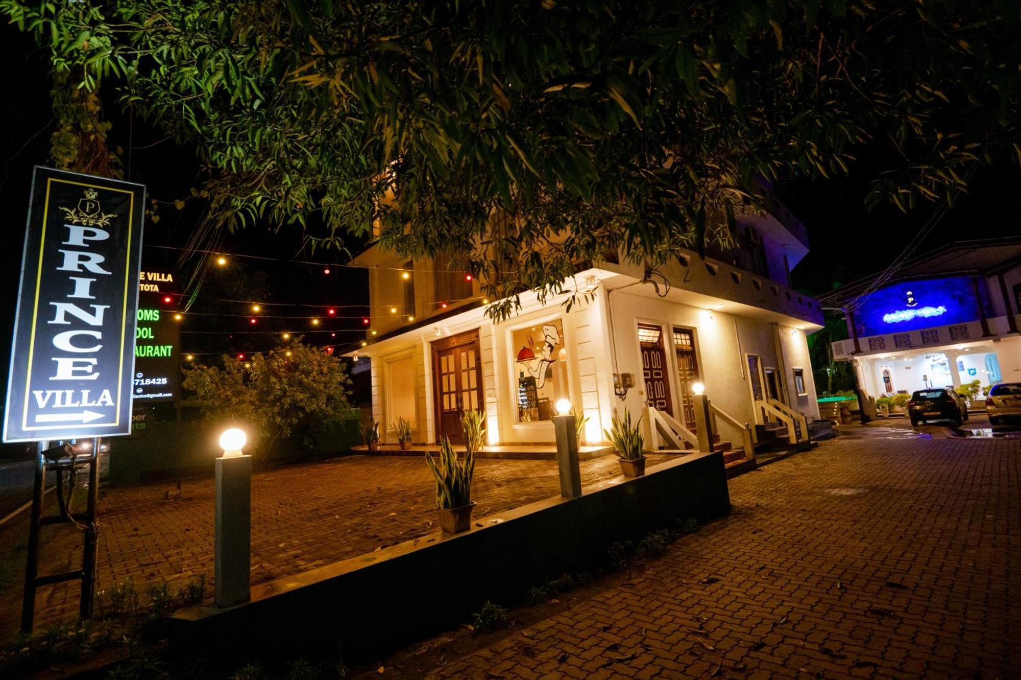 Prince Beach Hotel Bentota Bagian luar foto