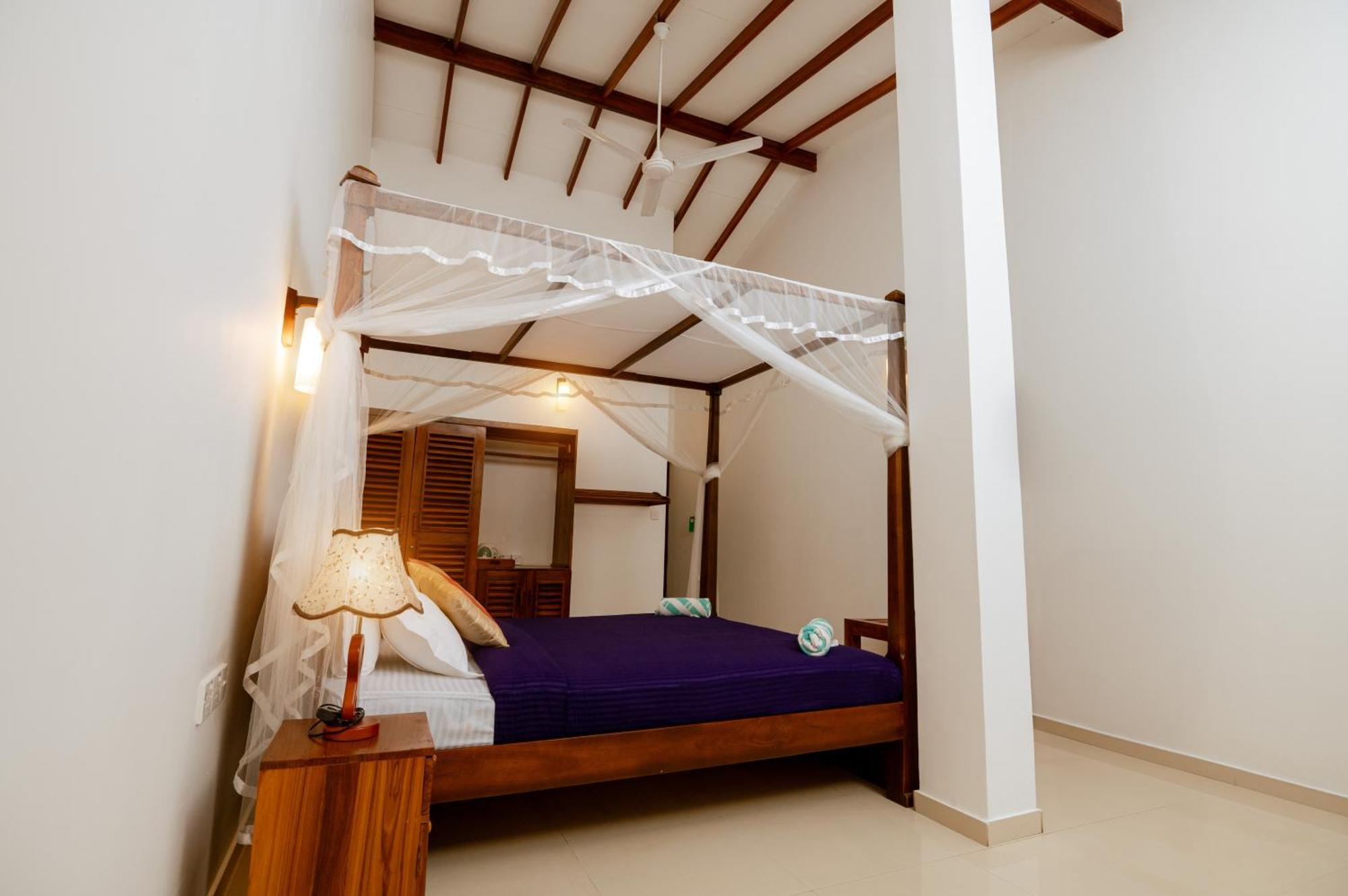 Prince Beach Hotel Bentota Bagian luar foto