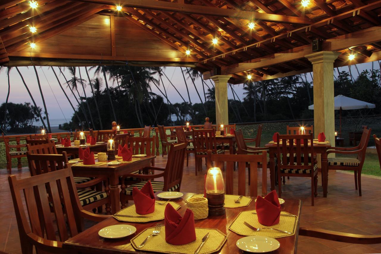 Prince Beach Hotel Bentota Bagian luar foto