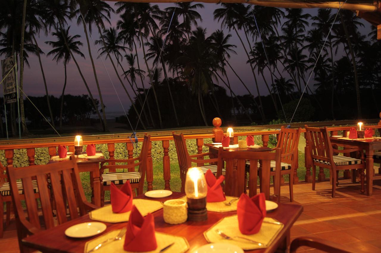Prince Beach Hotel Bentota Bagian luar foto